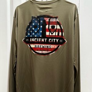 Brewery T-Shirt Unisex Size Small